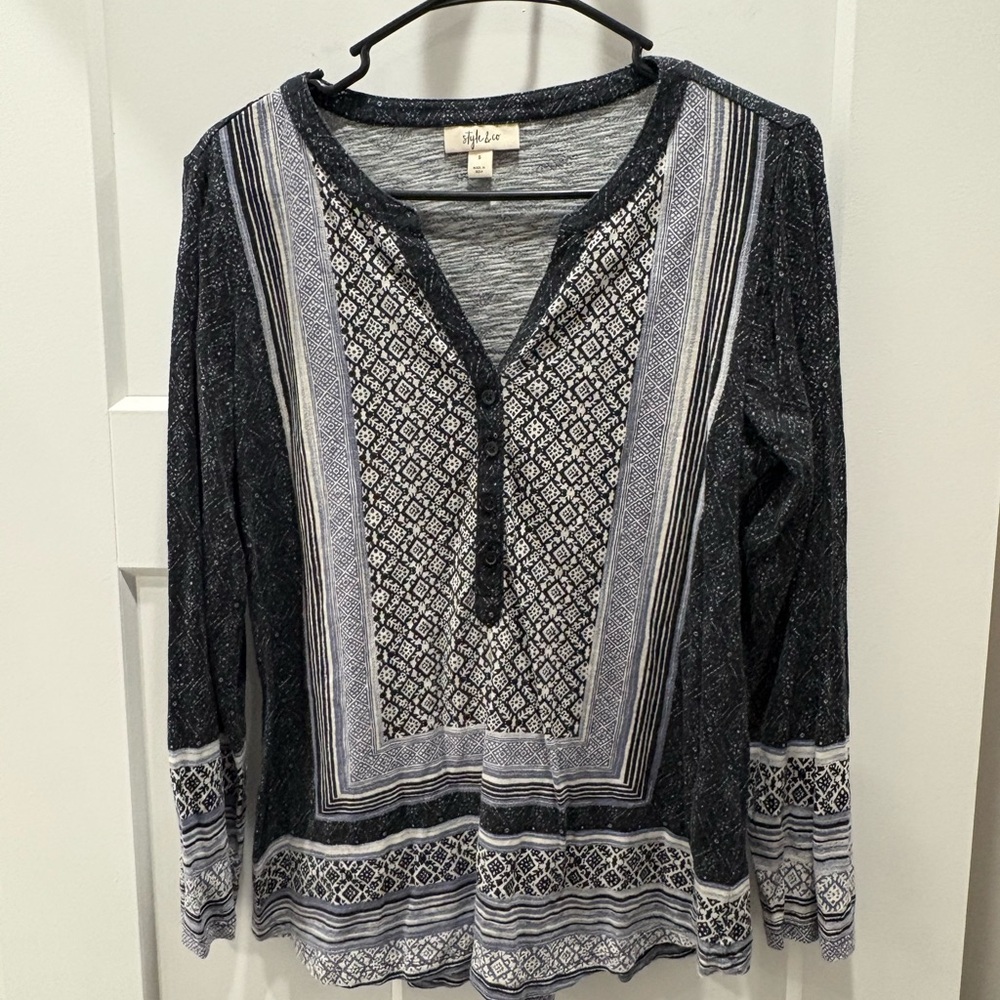 Style & Co. Navy and Gray Patterned Blouse